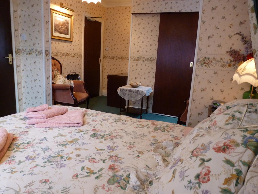 Mil-Mar Guest House Stratford-upon-Avon Room photo
